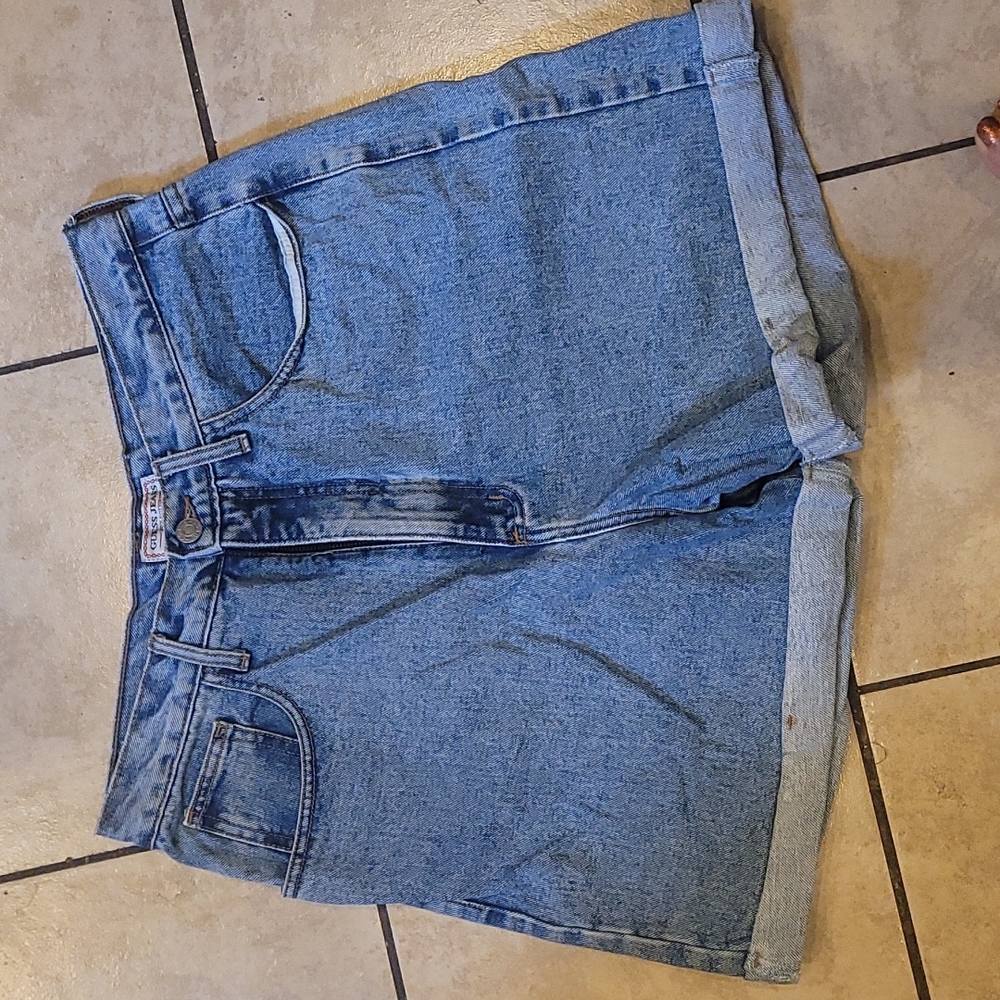 GUESS JEANS SHORTS